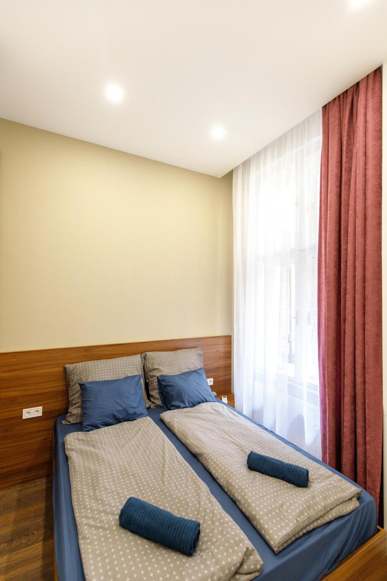 Central City Apt In The Jewish Quarter With Free Parking Будапеща Екстериор снимка